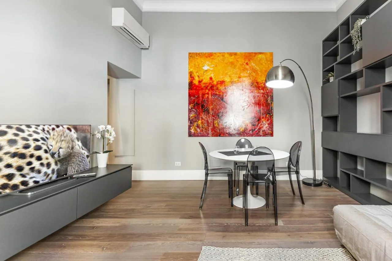 Easylife - Lusso E Comfort Nel Quartiere Brera Милан 0*,  Италия